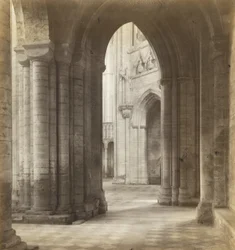 Catedral de Ely: Fim de tarde através dos transeptos