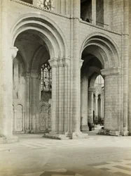 Catedral de Ely: Arcos da nave