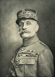 Marechal Foch (1851-1929), século XX (foto)