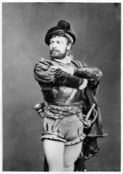 Mounet-Sully (1841-1916) como Hernani em &39;Hernani ou a Honra Castelhana&39; por Victor Hugo (1802-85)