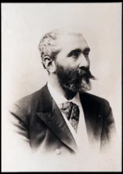 Retrato de José Maria de Heredia (1842-1905), poeta francês.