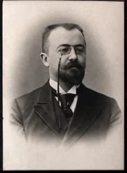 Retrato de Marcel Prevost (1862-1941), autor e dramaturgo francês.