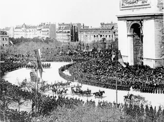 Czar Nicholas visita IIS para Paris de 1896