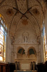 Uma vista da capela no castelo de Chantilly