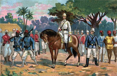 Expedição Francesa a Dahomey: General francês Alfred Amedee Dodds (1842-1922) para Benin (Dahomey) em 1892.