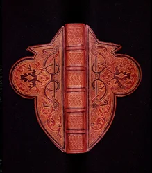 Capa de um livro de horas em latim, início do século XV
