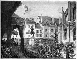 Inauguração da estátua de Honra Gabriel (Honore-Gabriel) Riqueti, Conde de Mirabeau (1749-1791) revolucionário francês, na Praça Ducerceau, em Montargis, em 1888.