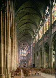 Vista interior, olhando baixo, a, nave, direção, a, leste, fim