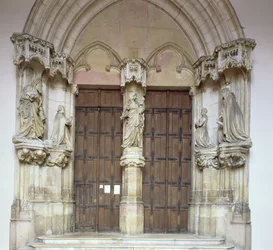 Portal da capela, 1395-1404
