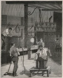Cerâmica, Fabricação de Sevres: Oficina de fundição a vácuo e a ar comprimido. Gravura a partir de 1885 em "Les arts et metiers illustres" de Adolphe BITARD.