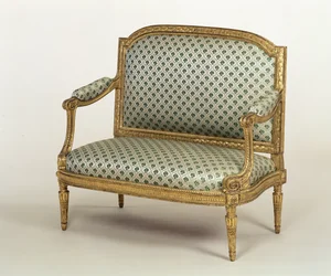 Pequeno canapé Luís XVI, estampado por JPBoulard, c.1775 (giltwood esculpida com estofamento)