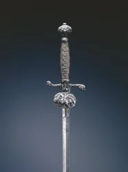 Espada pequena (aço, incrustações de liga de cobre, madeira e fio de aço)