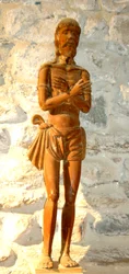 Cristo em pé (madeira)