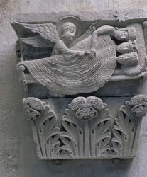 O sonho dos três reis, capital original da nave da catedral