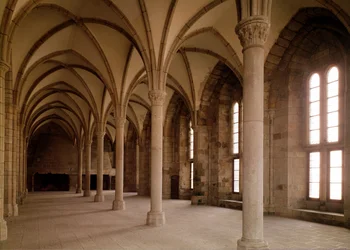 A Salle des Hotes, vista interior da Abadia