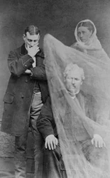 O fantasma da esposa de um homem aparece diante dele, c.1870