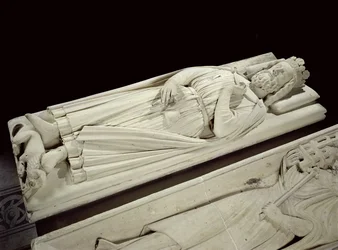 Túmulo de Clóvis I (465-511)