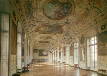 Vista da galeria conhecida como La Belle Inutile, projetada por Robert de Cotte (1656-1735) c.1700