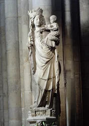 Virgem e Menino, conhecida como Notre-Dame de Paris