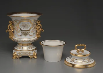 Balde de sorvete coberto de branco e dourado, fábrica de Jacob-Petit