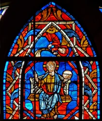 Janela w107 retratando Cristo em glória