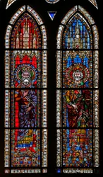 Janela w11 retratando os imperadores Henry de Bamberg e Frederick Barbarossa