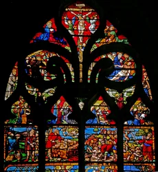 Janela w1 representando a Crucificação com Maria e João, a Via Crucis, a Deposição