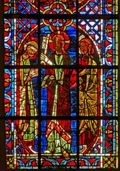 Janela w204 representando São Pedro é dada a chave (s) Por Cristo na presença de São Paulo