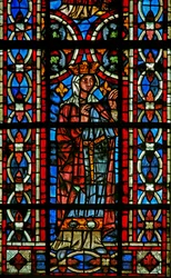 Janela w211 retratando uma cena da vida de Santa Helena: a rainha Gratulie de Corinto recebe seu médico