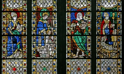 Janela w47, representando St Eloi, St Laurence, São João Batista e São Nicolau
