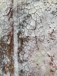 Pintura rústica com efeito craquelado
