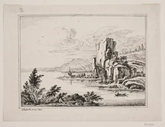 Parte da montanha por um lago
