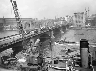 Ponte de Londres, Southwark, Londres