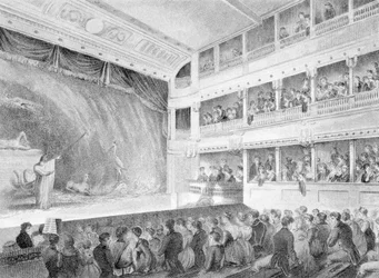 Interior do pequeno teatro, Haymarket em Londres, 1815
