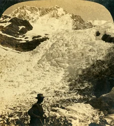 As quedas de gelo de Hochstetter, Nova Zelândia, c1909.
