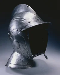 Burgonet com bochechas articuladas, c.1540 (aço com tira de couro para o queixo)