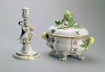 Castiçal e tigela coberta do St. Andrew Service, Meissen, 1744-5 (porcelana)
