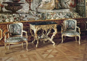 Mesa de console e duas poltronas, 1745