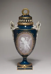 Vaso coberto, fabricado pela Meissen Porcelain Factory, Alemanha, 1881
