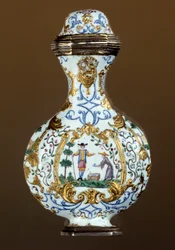 Arte alemã: Garrafa de fragrância do século XVIII (enamaille; cena de chinoiserie)