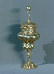 Luther Chalice, (prata dourada)