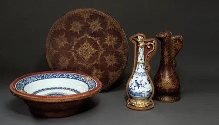 Jarra chinesa montada e prato em caixas originais, Augsburg, c.1655-60