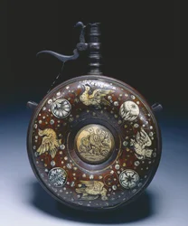 Frasco de pó, c.1620-50 (nogueira com marfim e aço)