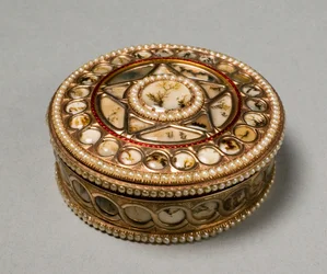 Caixa de rapé redonda, c.1800-30