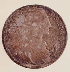 Tálamo de prata (Taler) de Maximiliano III Joseph (Maximiliano III Joseph de Baviere) (1727-1777) 1769 Diam. 4.1 cm Nápoles, museo arqueológico