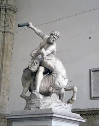 Hercules Killing the Centaur (mármore) (veja também 353892 e 94)