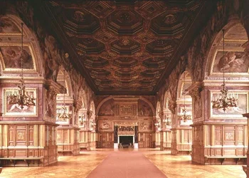 O salão de baile, ou galeria de Henri II (1519-59)