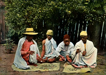 Cambistas de Hova, Madagascar, final do século XIX.