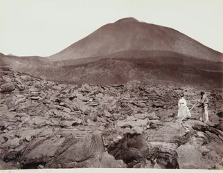 Caminhada sobre a lava do Vesúvio