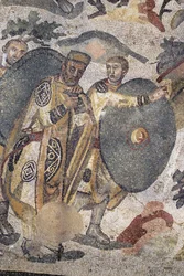 Arte romana: detalhe do mosaico "A grande parte da caça". Um lorde durante a caça. 315-350 DC. Piazza Armerina, Villa Romana del Casale. Sicília, Itália.